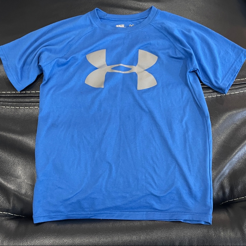 Under Amour boys blue shirt t-shirt YSM